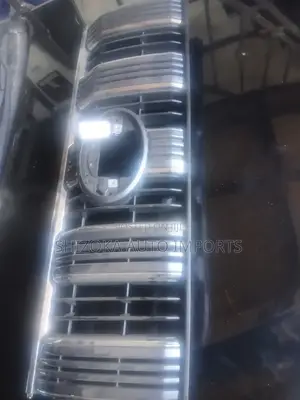 Toyota Land Cruiser Prado 150 Front Grille 2017–2023 Original Ex-Japan