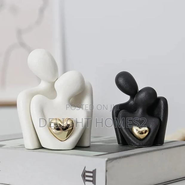 Couples Hug Home Decor Abstract - Ny - thumbnail 2