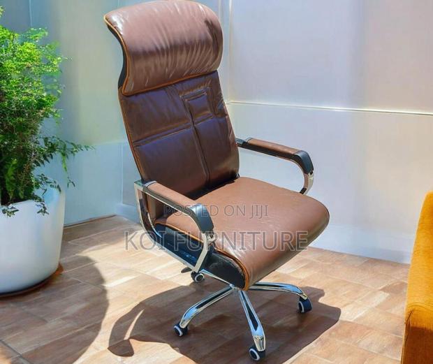 Office Chairs; High Backrest Leather Executive Office Seat - thumbnail 2
