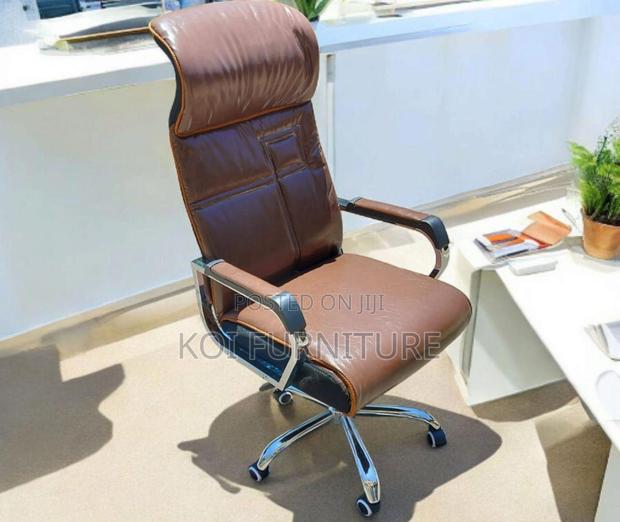 Office Chairs; High Backrest Leather Executive Office Seat - thumbnail 3