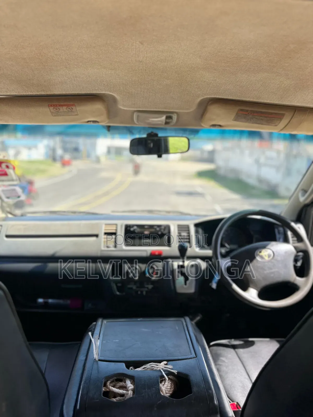 Toyota HiAce SV Premium 2013 Blue