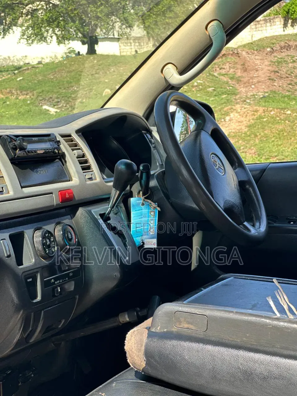 Toyota HiAce SV Premium 2013 Blue