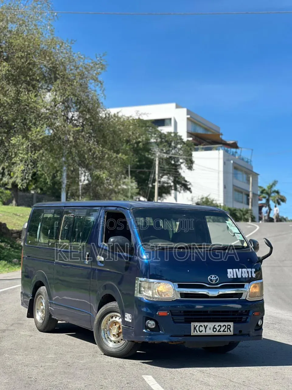Toyota HiAce SV Premium 2013 Blue