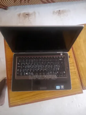 Laptop Dell Latitude 5300 8GB Intel Core i3 HDD 500GB