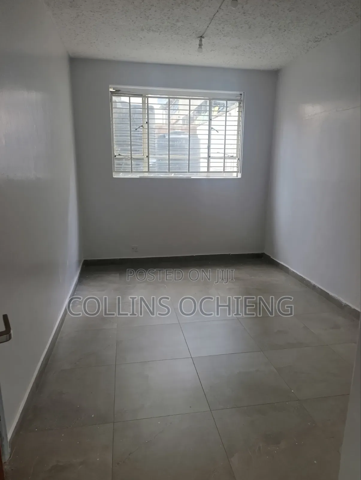 1st Floor Office Space to Let - CBD