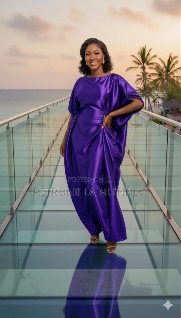 Quality Silk Ladies Kaftan