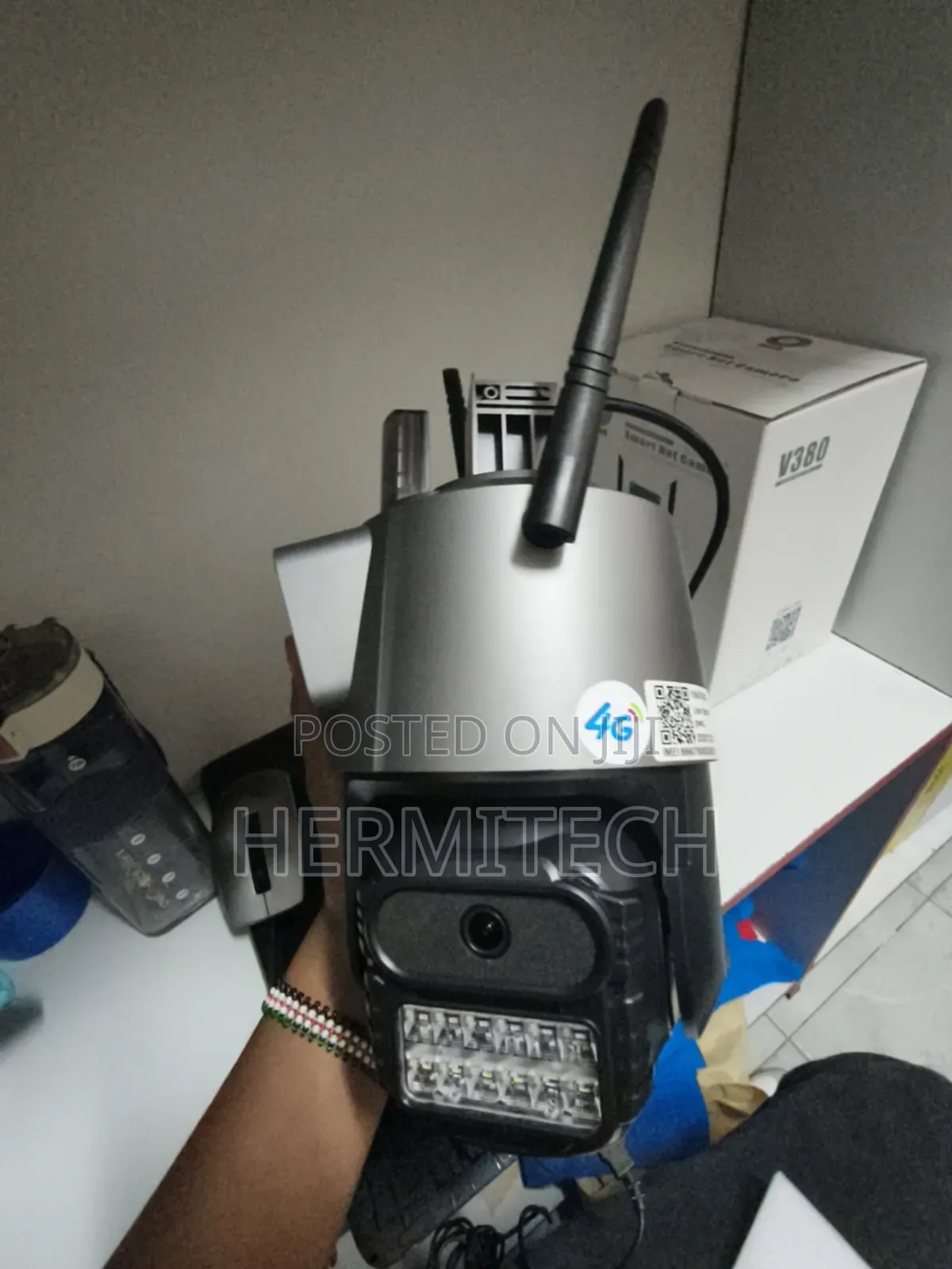 Dual Lens 4g Electric Model With Bottom Lens PTZ CCTV Camera