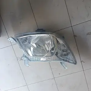 Head Lamp / Head Light Hilux Vigo 2004 - 2008