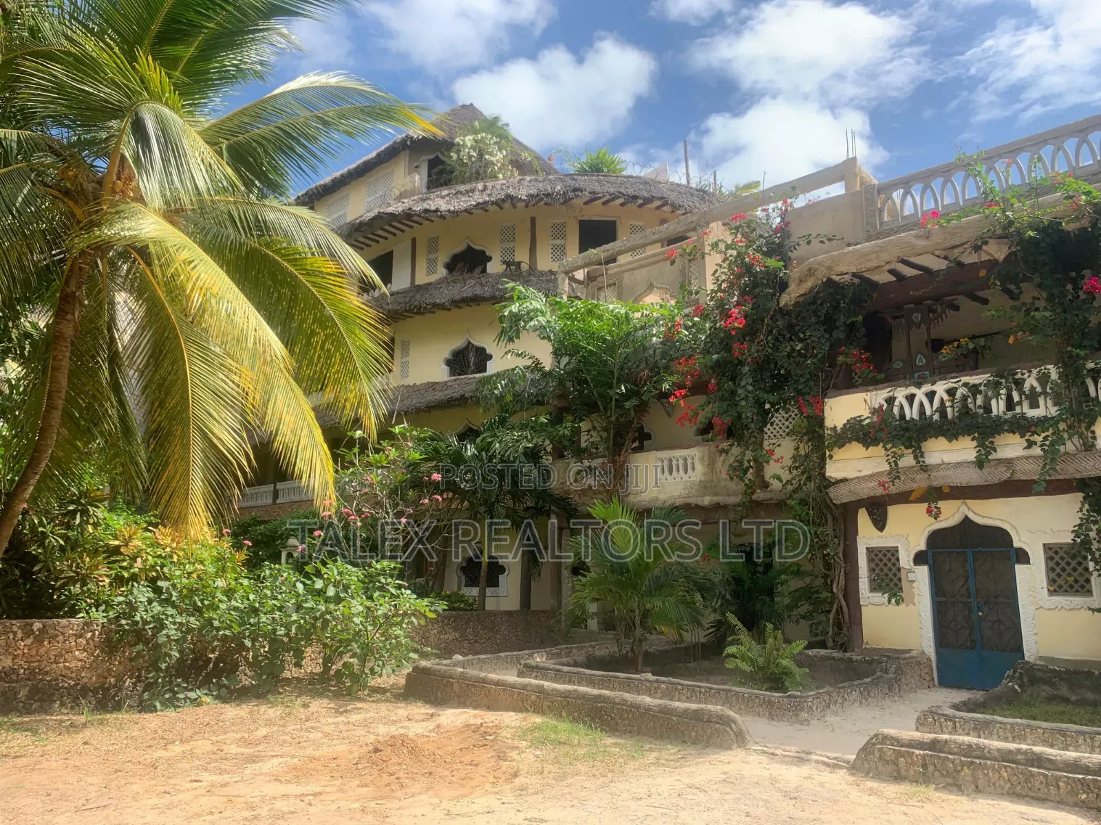 Block Hotel