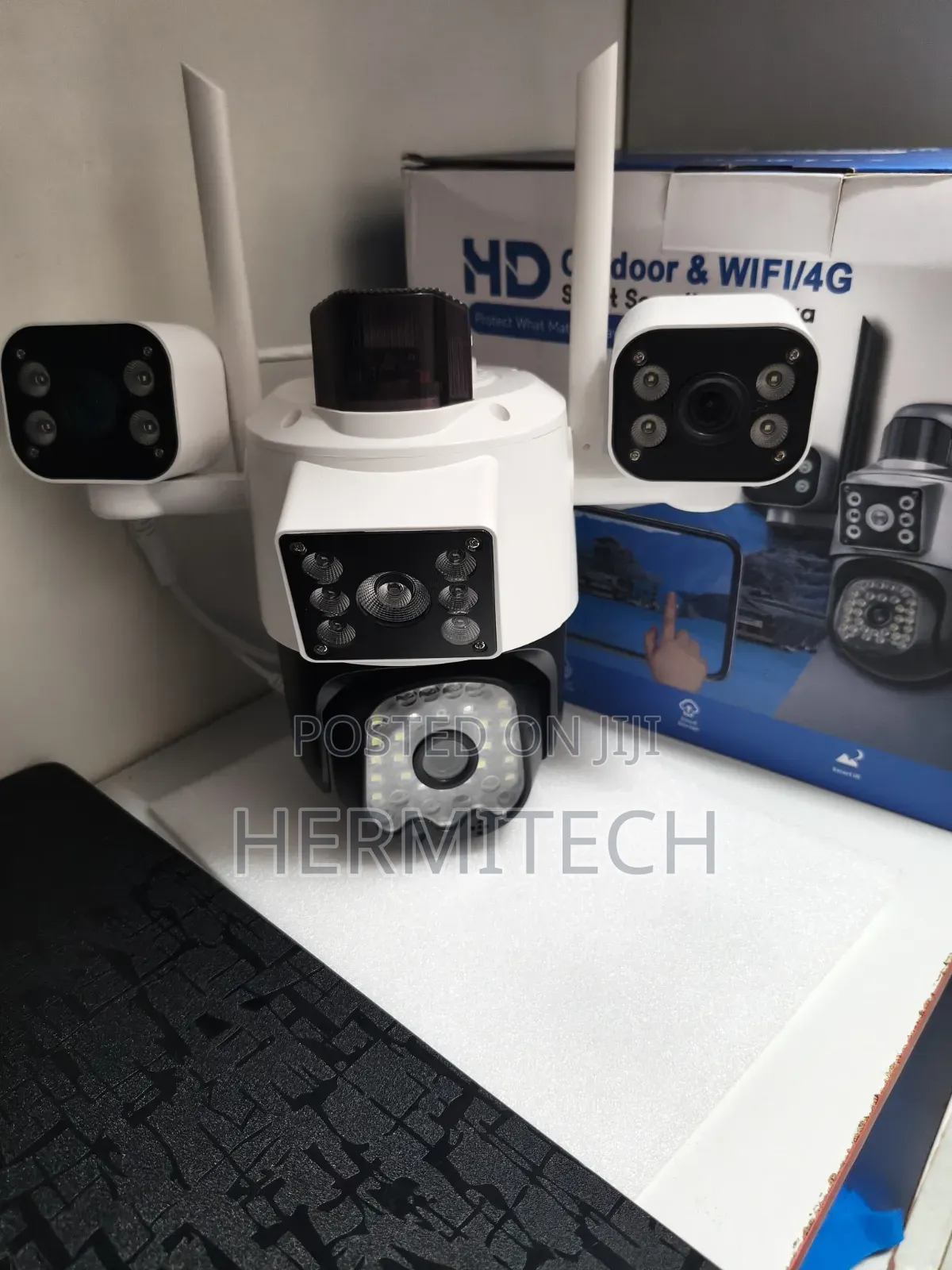 Triple Lens 4g Electric CCTV With Automatic Lighting for Night Vision