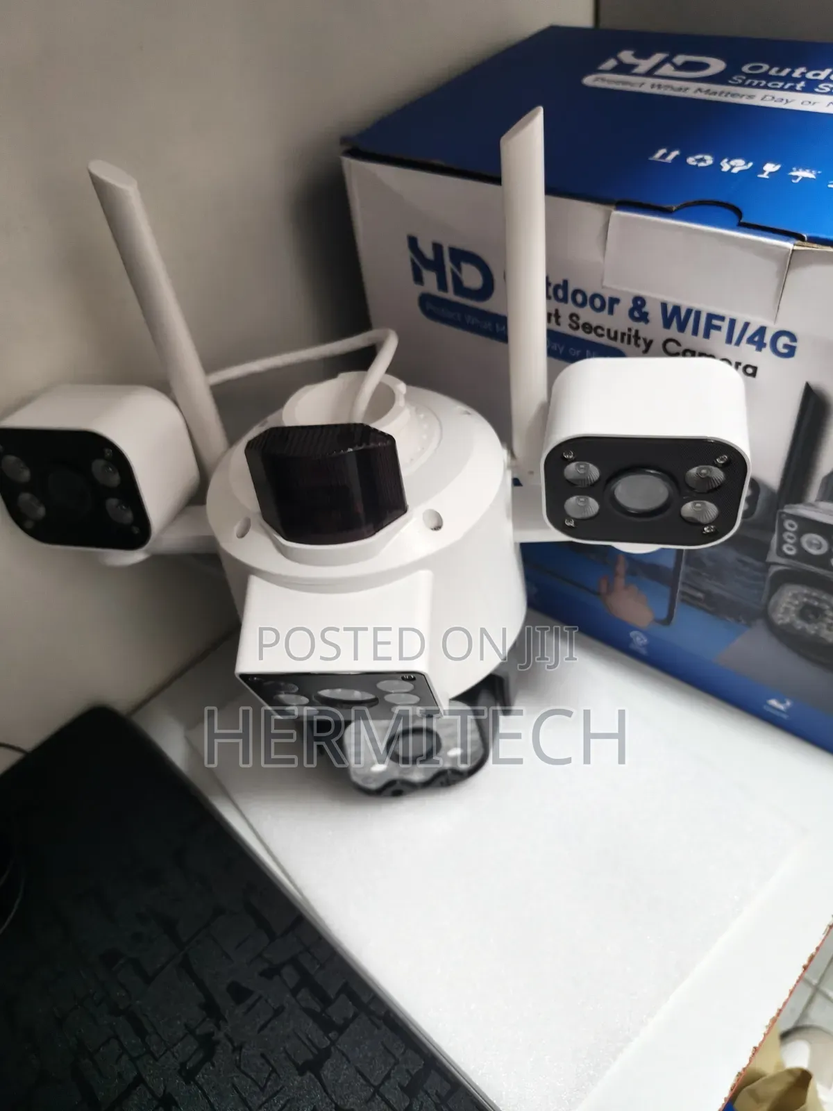 Triple-Eyes Lens 4g Electric Model With Alarm Siren and Notification