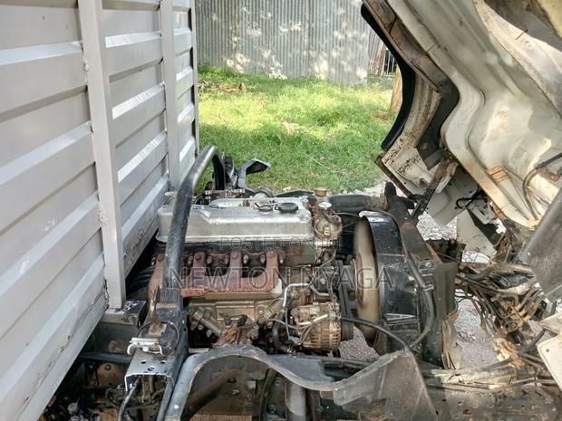 Mitsubishi Canter Long Chassis - thumbnail 6