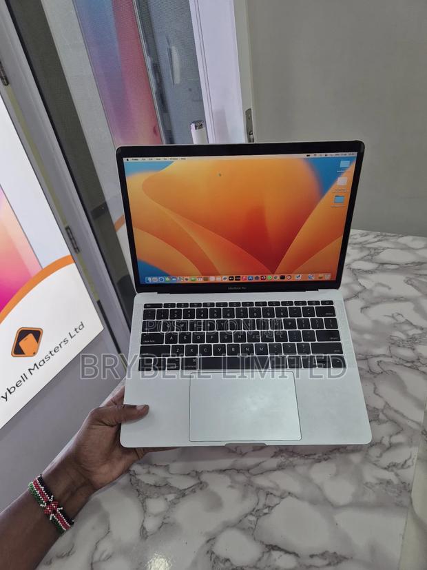 Laptop Apple MacBook Pro 2017 8GB Intel Core i5 SSD 128GB