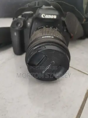 Canon 700d Camera