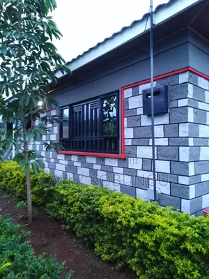 4bdrm Maisonette in Riat, Kogony for sale
