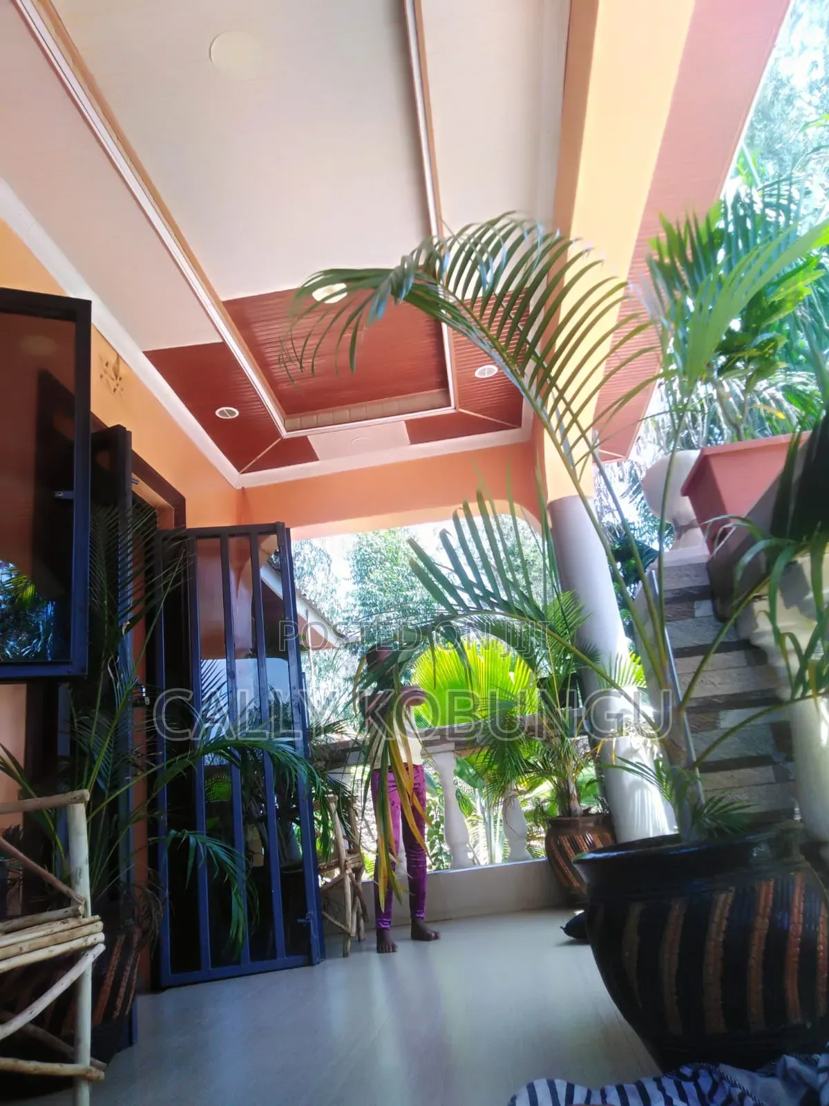 4bdrm Maisonette in Riat, Kogony for sale