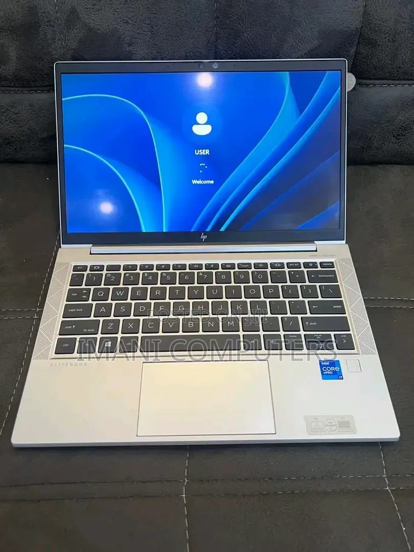 New Laptop HP EliteBook 830 G8 8GB Intel Core i5 SSD 256GB
