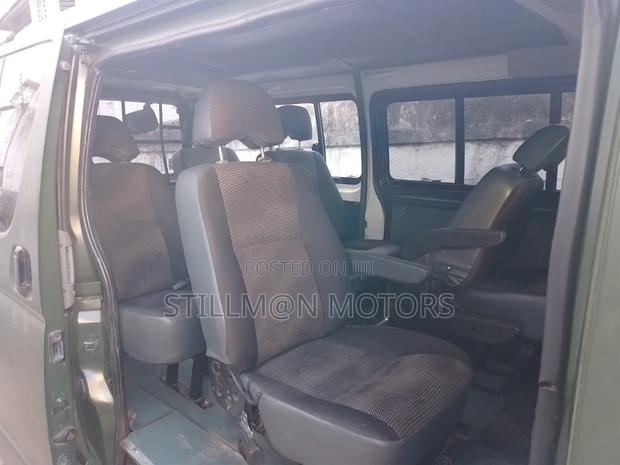 Toyota HiAce 2010 Green - thumbnail 6
