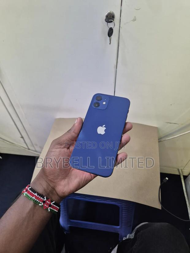 Apple iPhone 12 128 GB Blue - main view