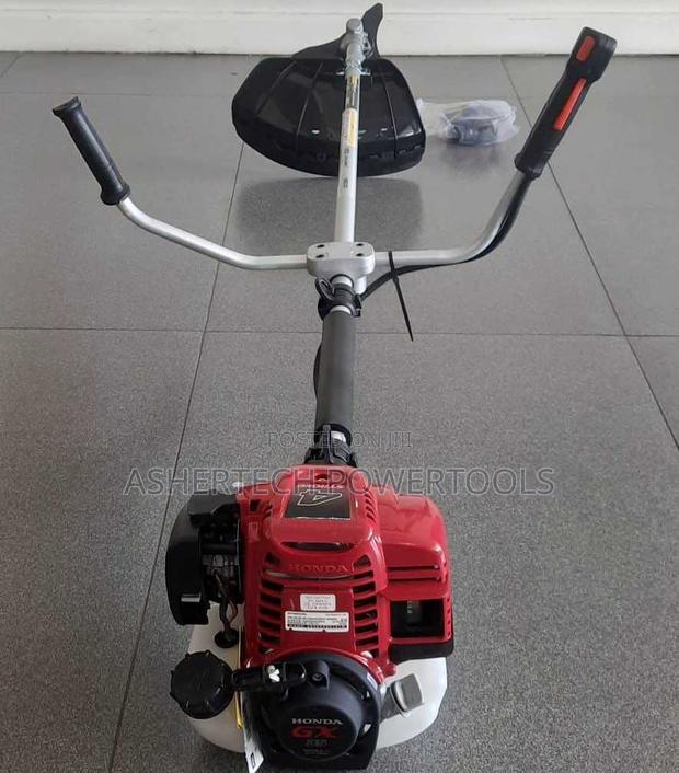 Honda Brush Cutter 4 Stroke Gx35 With 2 Blades