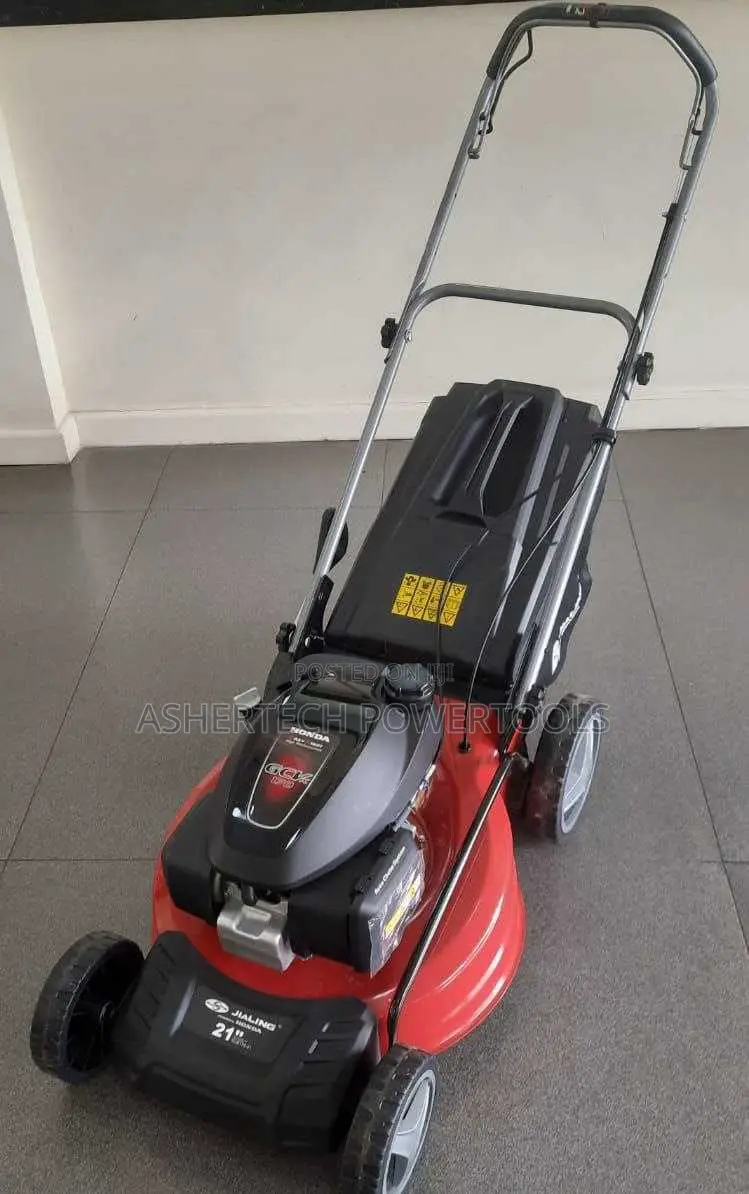 Honda Petrol Lawn Mower 163cc 21 Inches Self Propelled