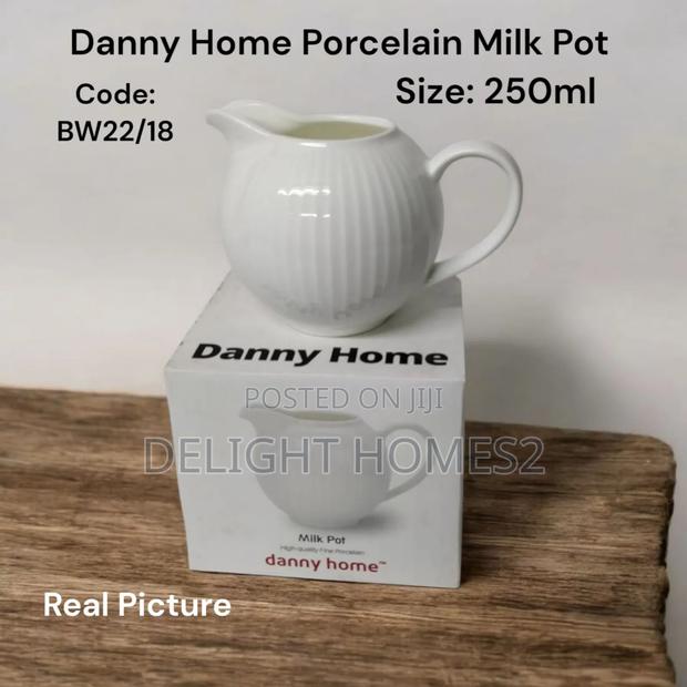 Danny Home Porcelain Milk Pot_b - main view