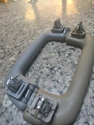 Iinner Roof Handle Toyota