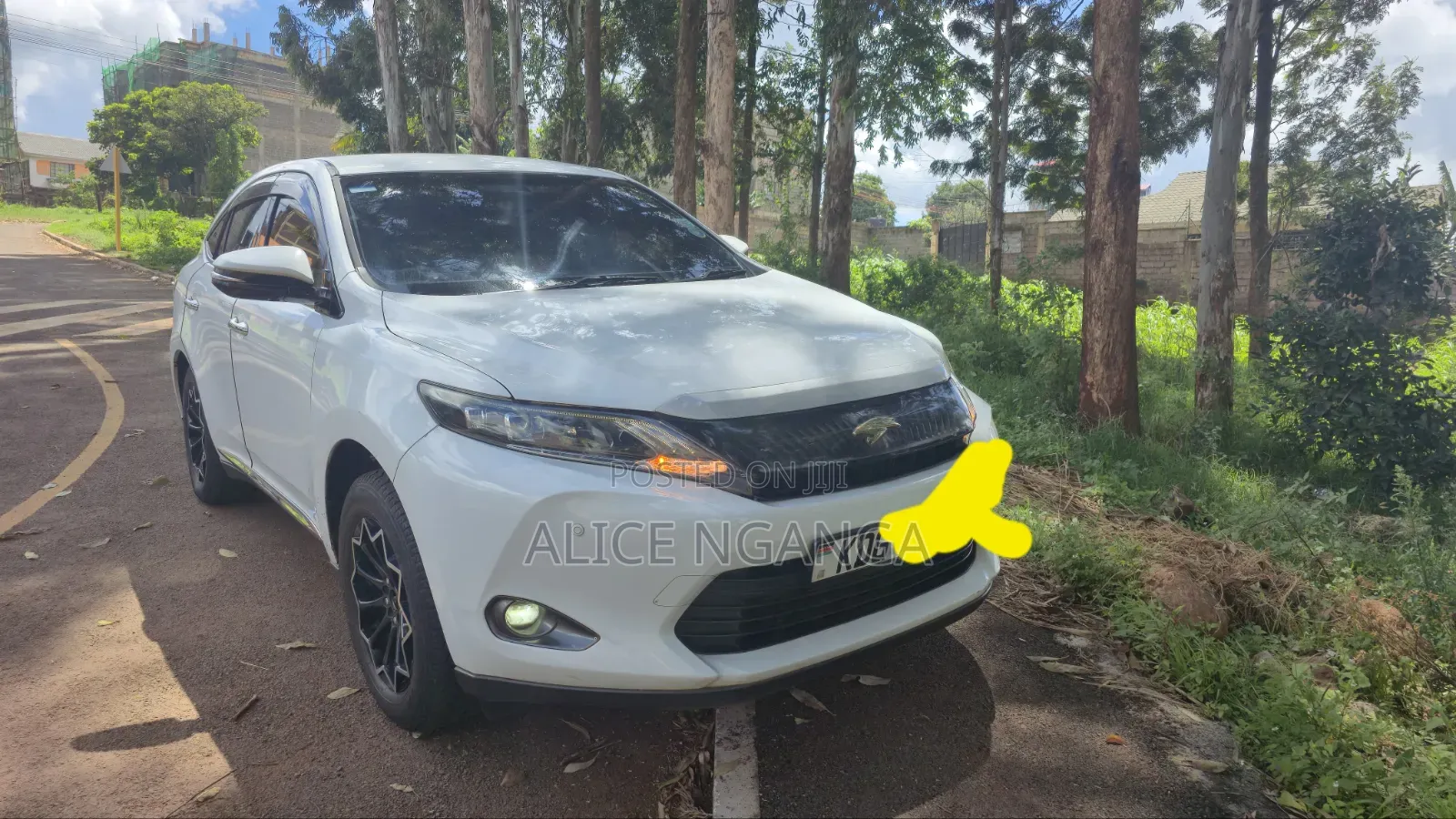 Toyota Harrier 2.0 4WD 2014 White