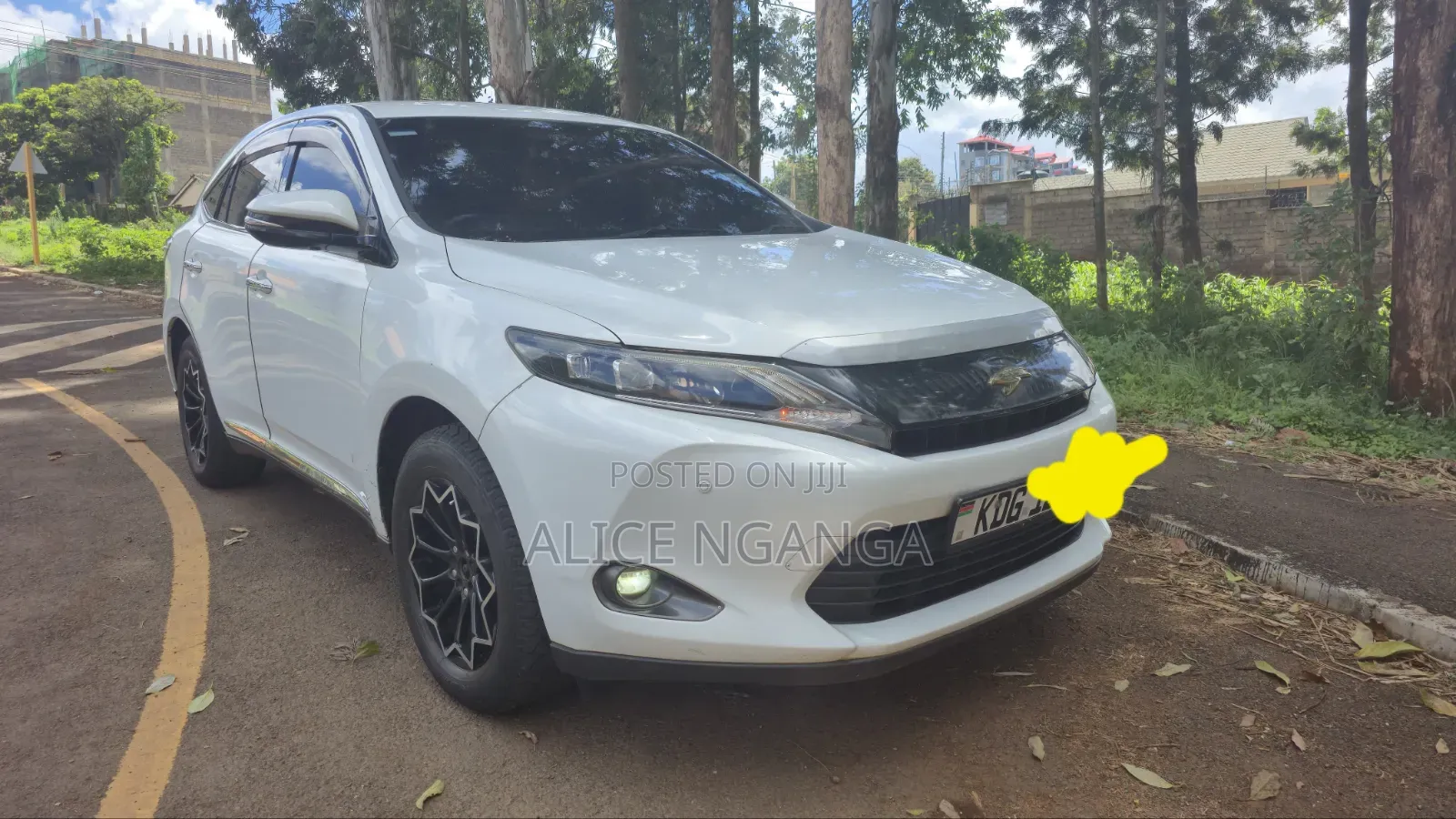 Toyota Harrier 2.0 4WD 2014 White