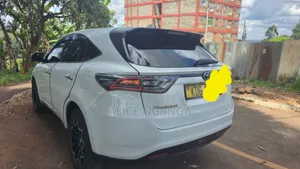 Toyota Harrier 2.0 4WD 2014 White