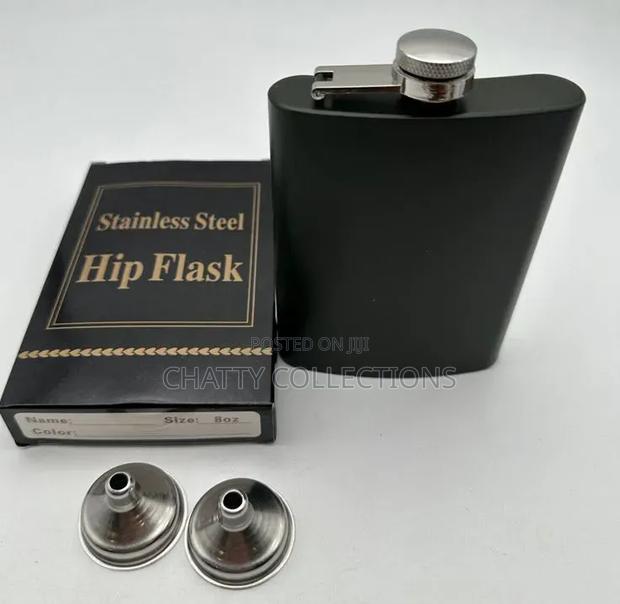Black Portable Hip Flask Whisky Flask Set - thumbnail 2