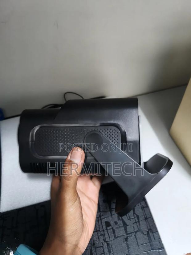 Small Portable Mini Hy320 Projector Android Smart Display 150 Inch