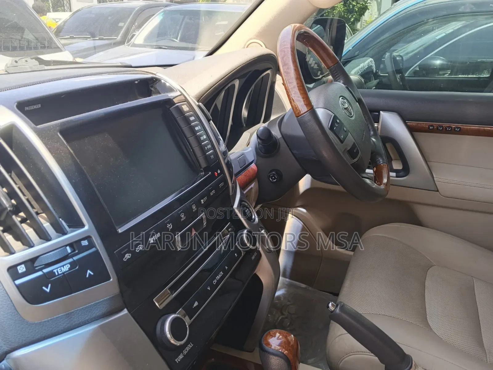 Toyota Land Cruiser 2016 Black