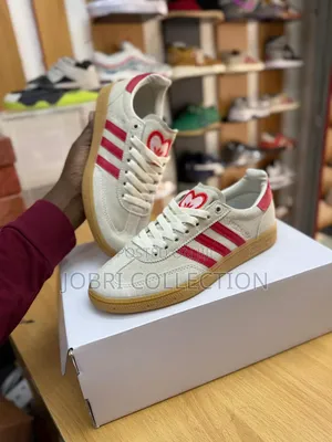 Women's Handball Spezial "Valentine's Day"
Sneakers