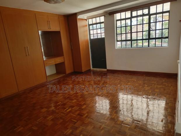 5bdrm Mansion in Call Me, Runda for rent - thumbnail 16
