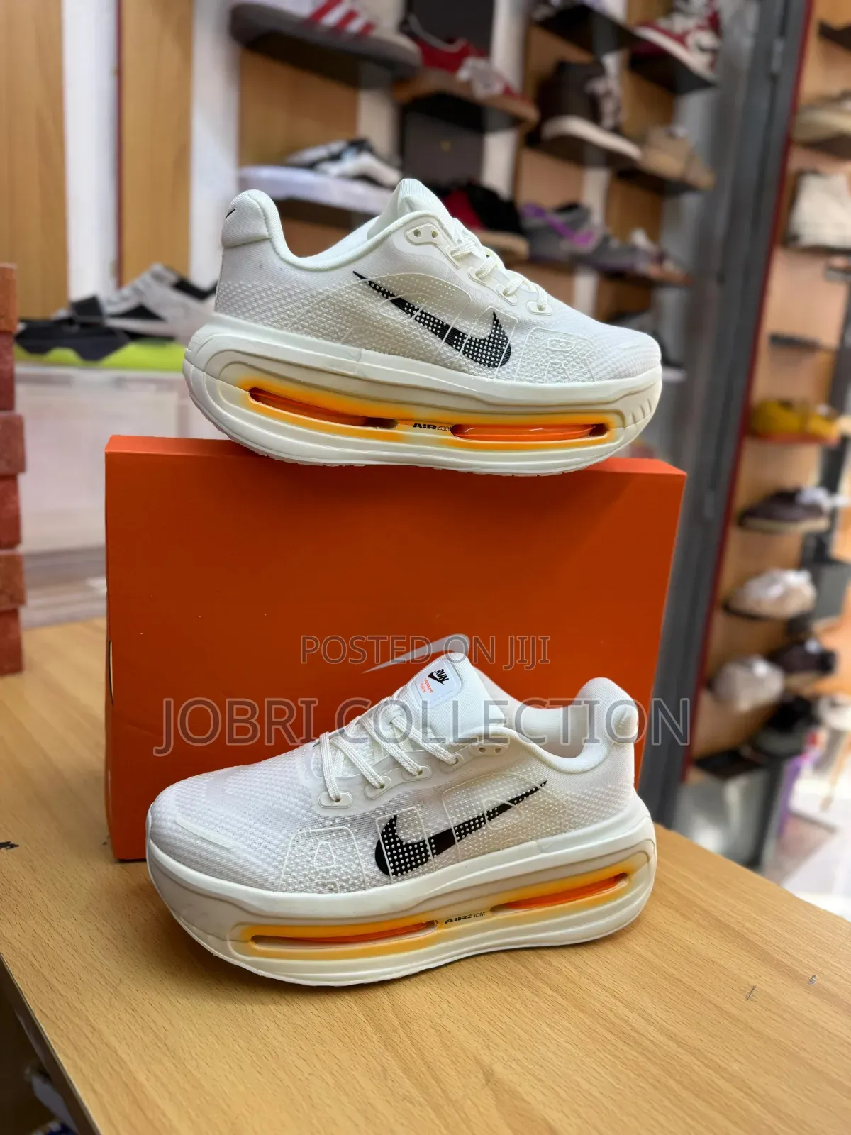 Nike Vomero Premium
Sneakers