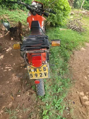 Yamaha DT125 2007 Red