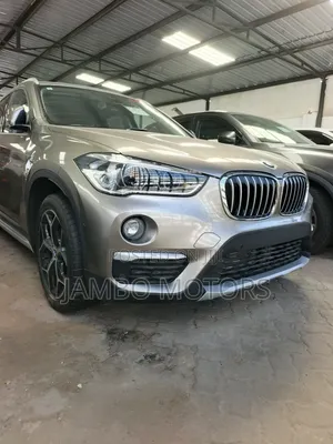 BMW X1 sDrive28i FWD 2019 Gray