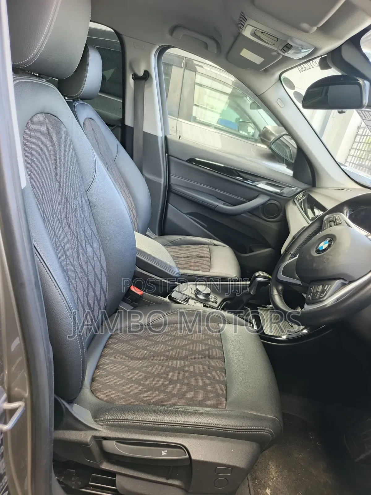 BMW X1 sDrive28i FWD 2019 Gray