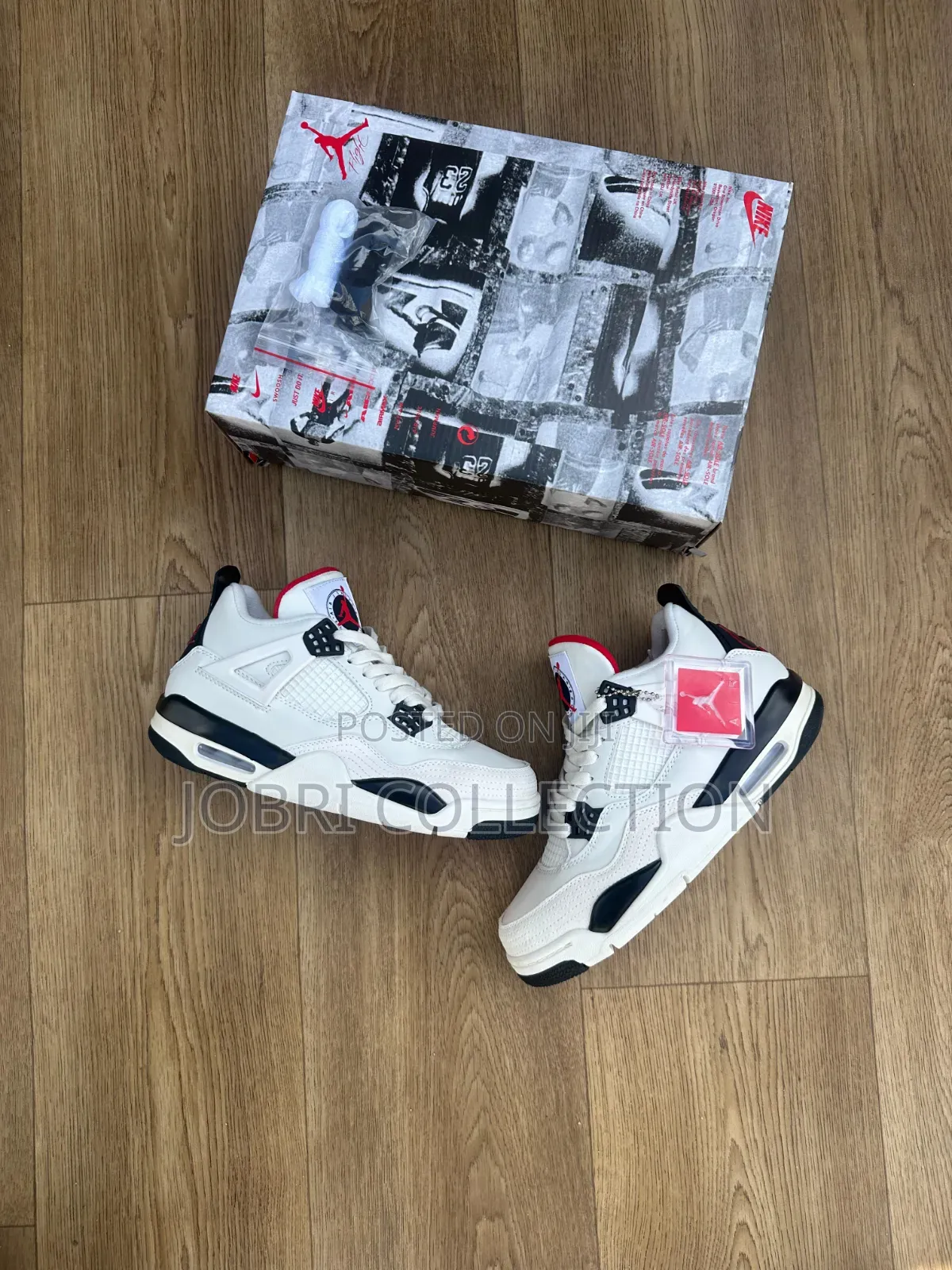 Air Jordan 4 "Flight Club"
Sneakers