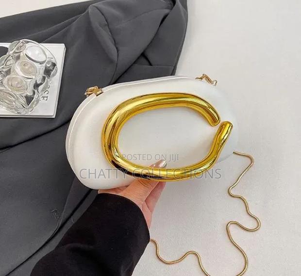 White and Gold Ladies Clutch Bags With Sling