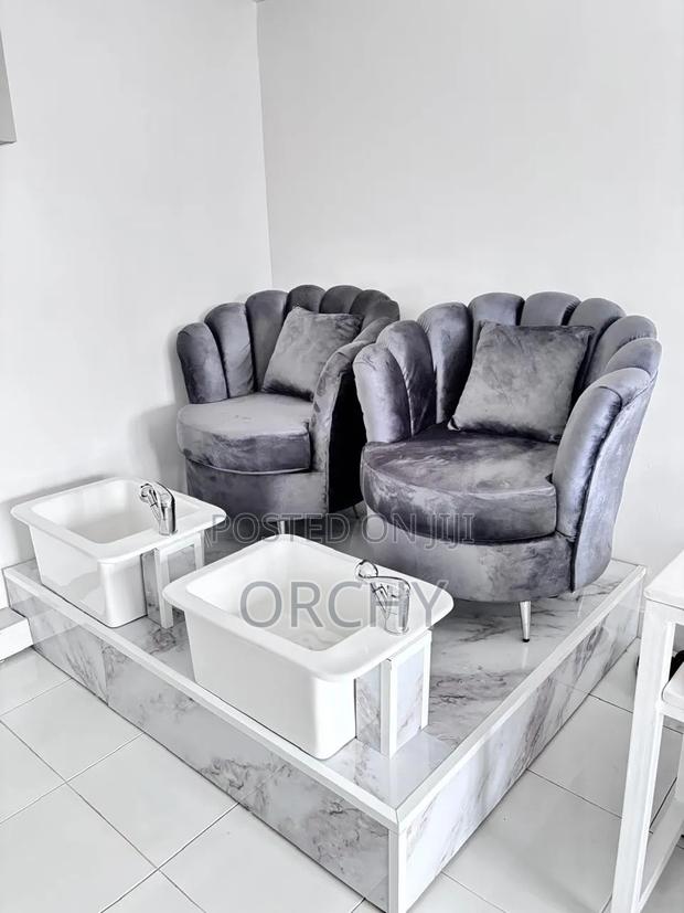 2 Floral Pedicure Seats