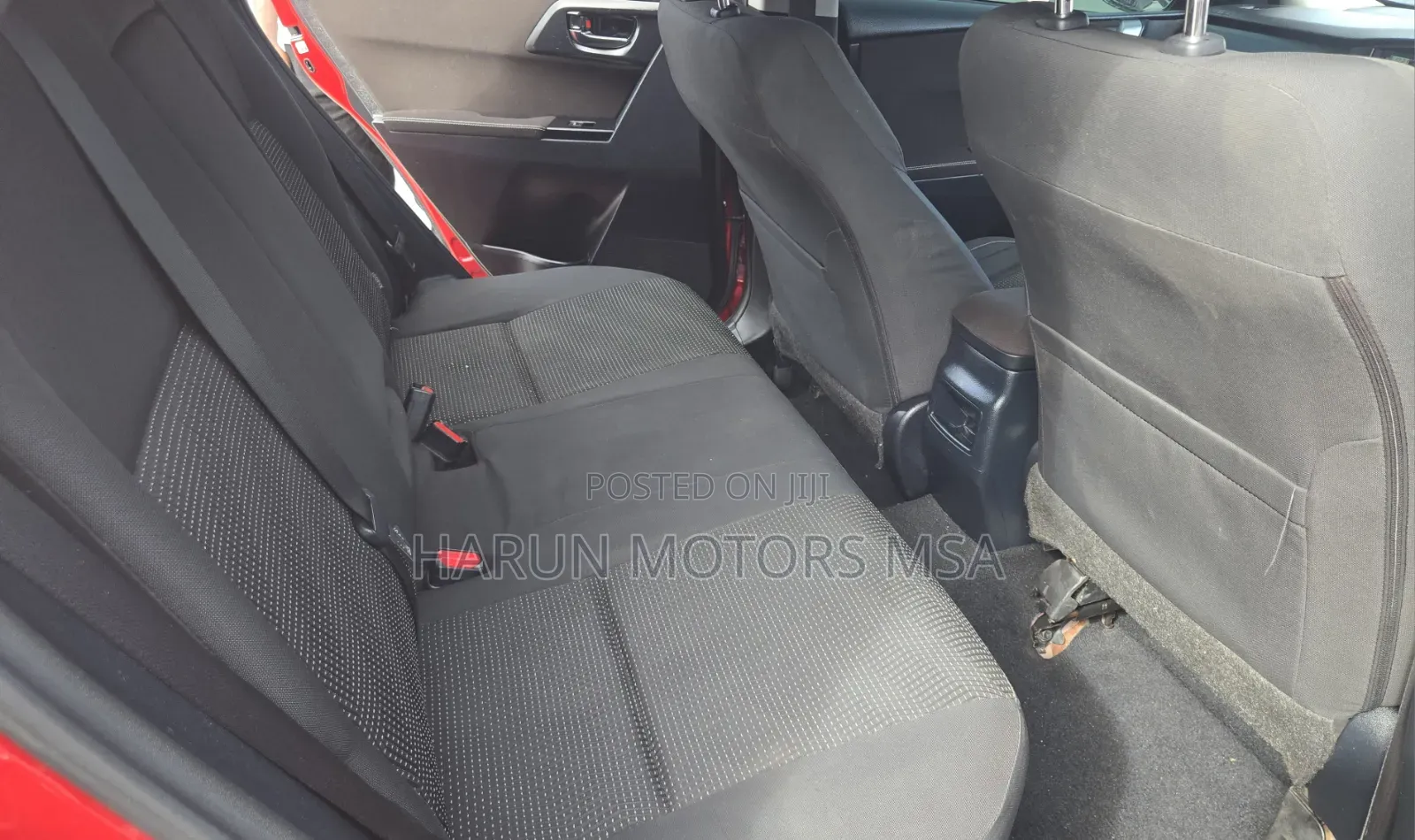Toyota Auris 2014 Red