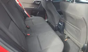 Toyota Auris 2014 Red