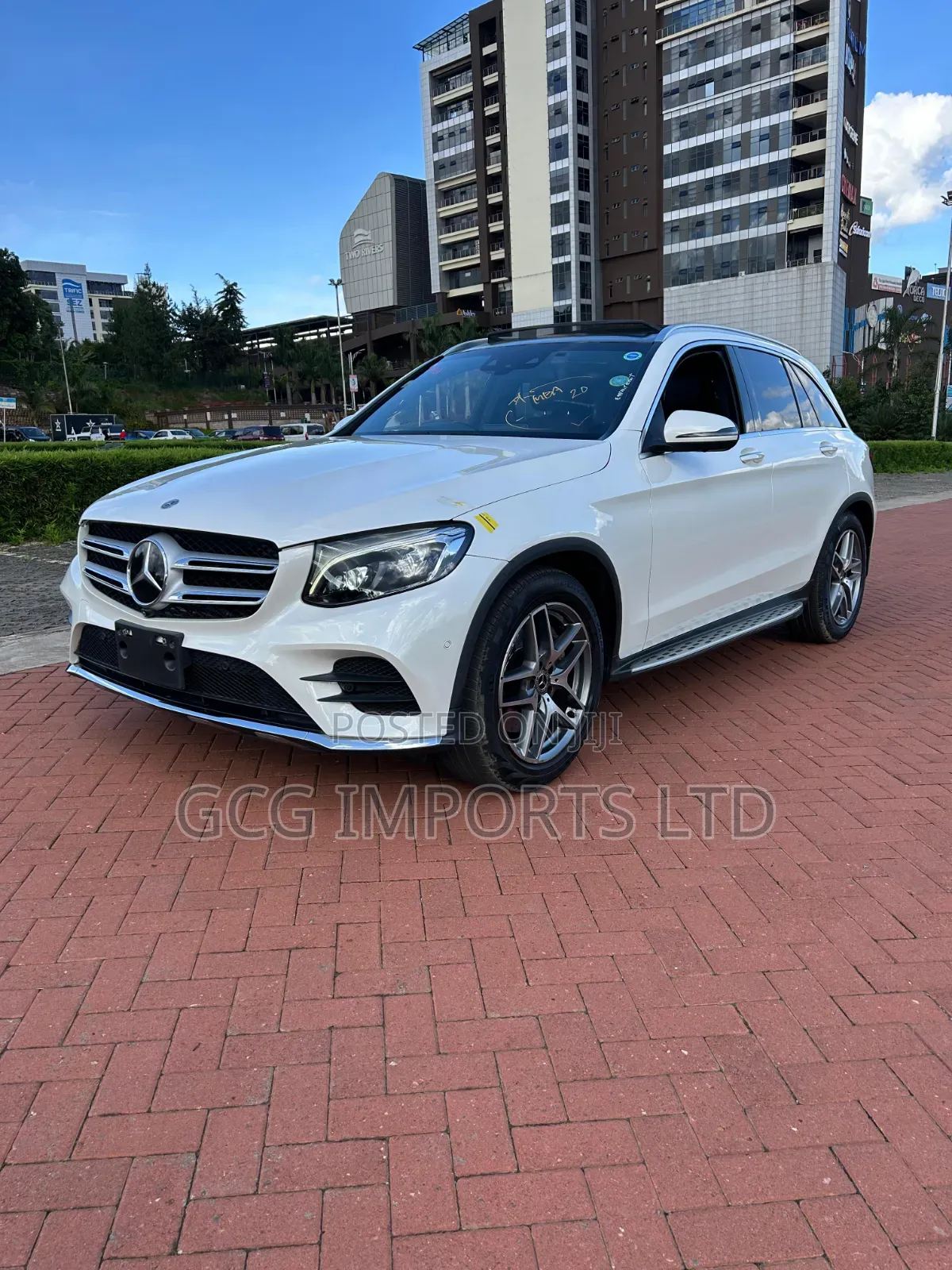 Mercedes-Benz GLC-Class 2019 White