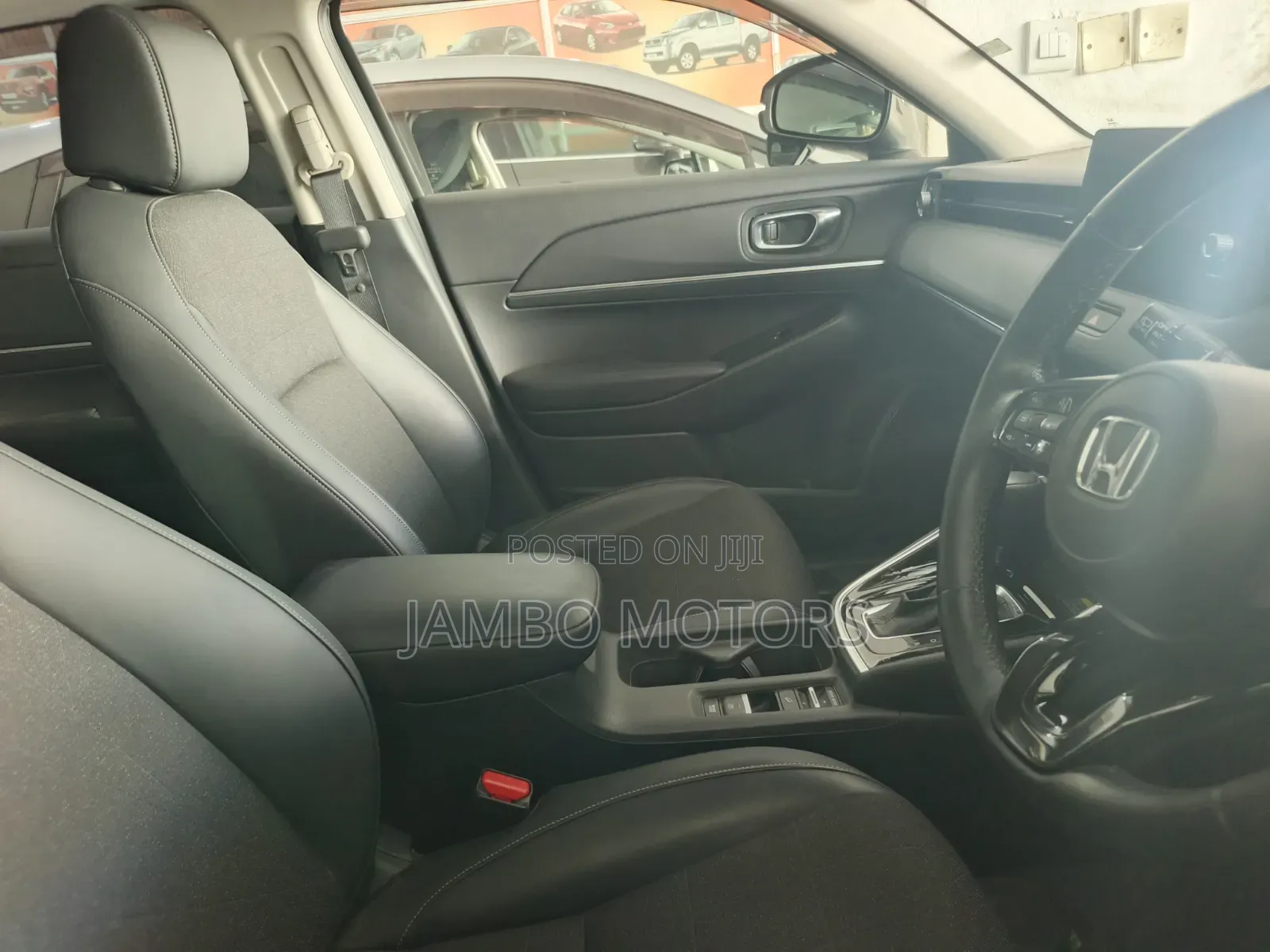 Honda Vezel 1.5 Hybrid 2WD 2021 Black