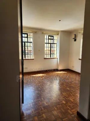 3bdrm Apartment in Valley Arcade for rent