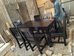 Royal Black 6-Seater Table Set