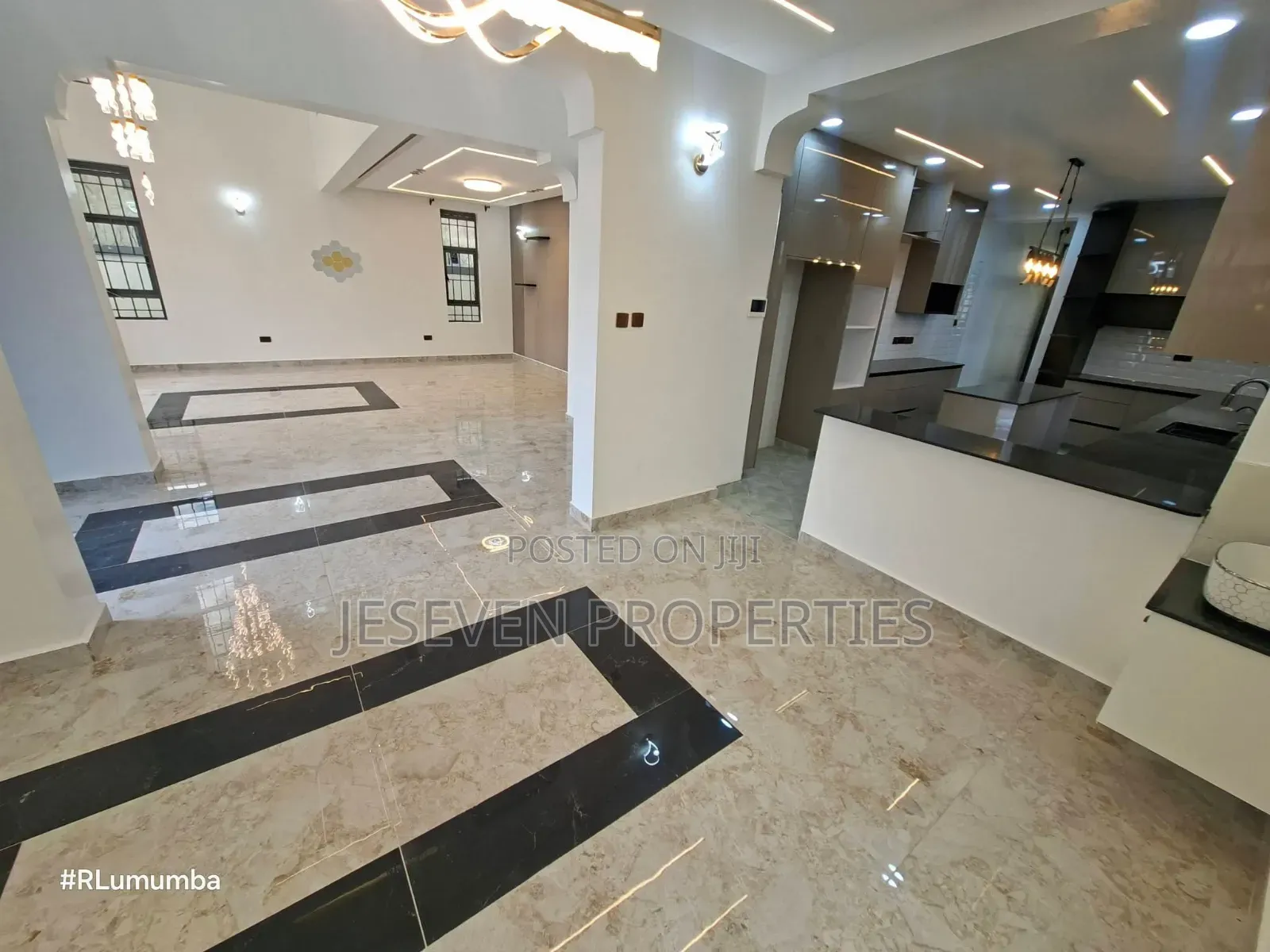 5bdrm Mansion in Syokimau, Gateway Mall Area for sale