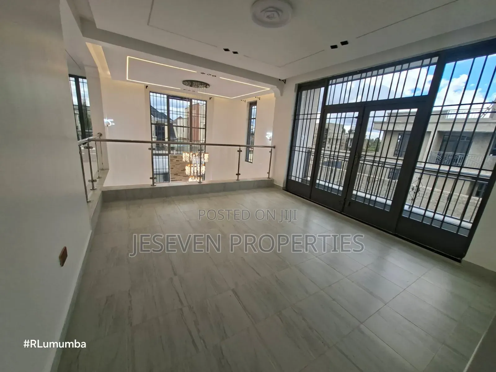 5bdrm Mansion in Syokimau, Gateway Mall Area for sale